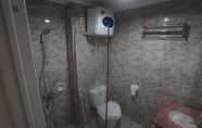 In-room Bathroom 2 Galeri Ciumbuleuit 1 By Naisha