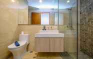 In-room Bathroom 6 Fancy 1BR at Veranda Residence Puri Kembangan By Travelio Premium