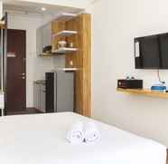 Kamar Tidur 3 Studio Cozy and Homey Apartment at Riverview Jababeka By Travelio