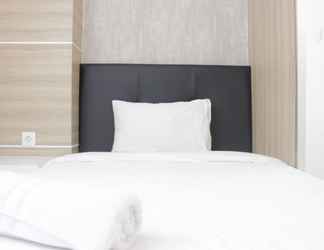 Kamar Tidur 2 Comfy and Modern Studio Apartment at Lodge Paskal near BINUS University By Travelio