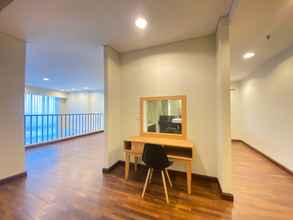 Common Space 4 Fabulous 2BR Loft with Private Bathub at El Royale Apartment By Travelio