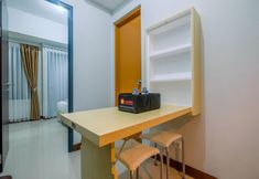 Common Space 4 Elegant and Nice 1BR at Royal Heights Apartment By Travelio