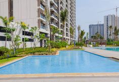 Swimming Pool 7 Cozy Studio Apartment Sky House near ICE BSD & AEON By Travelio