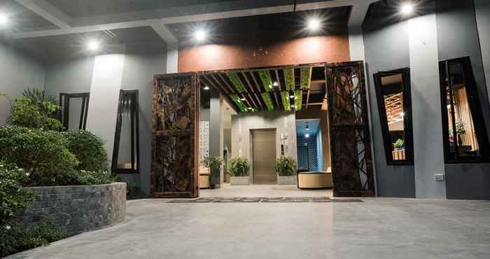 Bangunan Little Loft Hotel