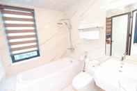 In-room Bathroom D'Villa Hotel Duong Noi