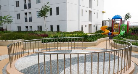 ภายนอกอาคาร 2 2BR Luxurious Apartment with Mall Access Bassura City By Travelio