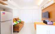 Lobi 3 2BR Apartment City View Bassura City By Travelio