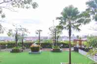 Lobby Comfort 2BR Apartment at Vida View Makassar By Travelio
