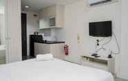 Common Space 2 Cozy and Warm Studio Bintaro Icon Apartment By Travelio