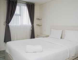 Kamar Tidur 2 Cozy and Warm Studio Bintaro Icon Apartment By Travelio