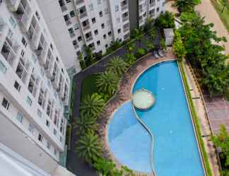 Bangunan 2 Spacious and Modern Studio Apartment at Mustika Golf Residence By Travelio