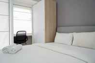 Bedroom Comfort Living Studio Room Apartment at Serpong Garden By Travelio