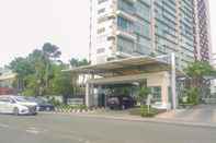 Lobi Comfy and Exclusive 3BR at The Summit Apartment Kelapa Gading By Travelio