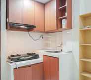 Common Space 6 Combined and Comfortable 3BR at City Park Apartment By Travelio