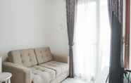 Ruang Umum 2 Comfort 1BR with Study Room at Woodland Park Residence Apartment By Travelio