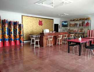 Lobby 2 Hotel & Resto Gunung Kawi