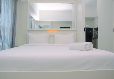 Bedroom Studio Apartment with Mall View at The Springlake View Summarecon By Travelio