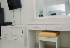 Common Space 3 Studio Apartment with Mall View at The Springlake View Summarecon By Travelio