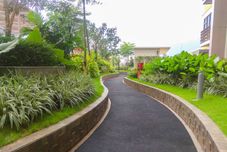 Lobby Studio Apartment with Mall View at The Springlake View Summarecon By Travelio