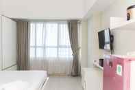 Lobi Best Deal Studio Apartment near Mall at The Springlake Summarecon By Travelio