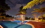 Swimming Pool 5 VILLA ASTA MEGAMENDUNG