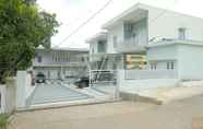 ภายนอกอาคาร 3 Villa Rahmi Syar'i 2 (3 Bedrooms)