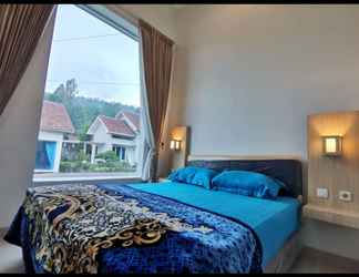 Kamar Tidur 2 Villa Rumah Bromo 8