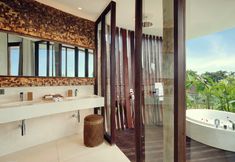 In-room Bathroom 7 Mango Ubud