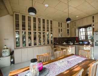 Sảnh chờ 2 Hosi Batannyuh Homestay