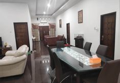 大堂 4 Aldeoz Group House Palembang