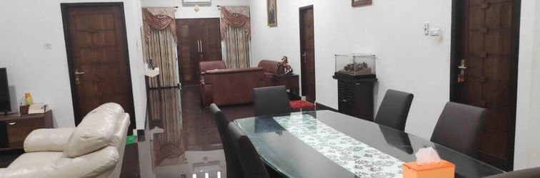 大堂 Aldeoz Group House Palembang