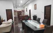 Lobi 4 Aldeoz Group House Palembang