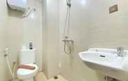 In-room Bathroom 4 Spacious and Cozy Studio Room at Gateway Pasteur Apartment By Travelio