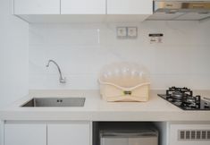 공용 공간 3 Minimalist and Homey Studio at Sky House BSD Apartment By Travelio