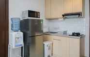 Common Space 4 Nice and Comfortable 1BR at M-Town Signature Apartment By Travelio
