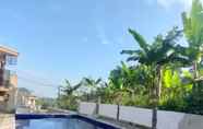 Hồ bơi 6 Villa Alam Satu