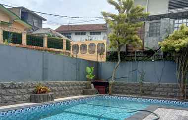 Kolam Renang 2 Villa Alam Dua