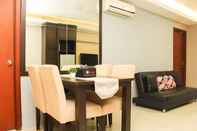 Ruang untuk Umum Strategic and Comfy 2BR at Thamrin Residence Apartment By Travelio