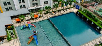 สระว่ายน้ำ 6 Elegant and Homey Studio Apartment at Paramount Skyline By Travelio