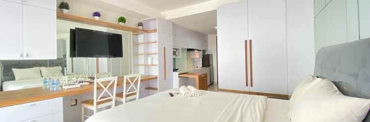 ล็อบบี้ Modern and Comfy Studio at Tamansari Tera Residence Apartment By Travelio