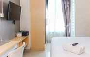 Ruang untuk Umum 2 Nice and Cozy Studio Apartment at Grand Kamala Lagoon By Travelio