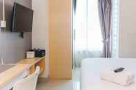 Ruang untuk Umum Nice and Cozy Studio Apartment at Grand Kamala Lagoon By Travelio