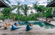 Kolam Renang 4 Kirikan Villas - Luxury Seaview Pool Villas