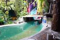 Swimming Pool Syalala bnb