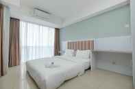 Bedroom Spacious Combine Unit 1BR Apartment with Extra Room at H Residence By Travelio