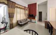 Lobi 2 VILLA KEMBAR ROYAL GARDEN BY N2K