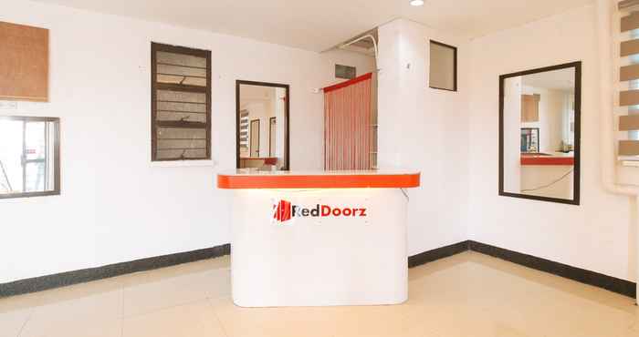 Lobi RedDoorz @ Shukran Rentals OPC Pampanga