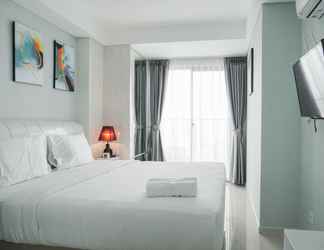 Kamar Tidur 2 Comfort and Cozy Studio Apartment at Daan Mogot City By Travelio