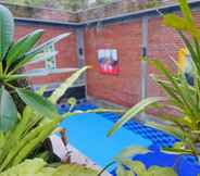 Others 3 The beauty pool and cozy villa puncak cipanas