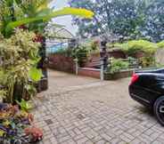 Others 6 The beauty pool and cozy villa puncak cipanas